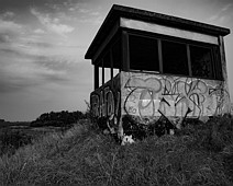 Vergangenheit Bild 1 Alter Tower des ehemaligen Flugplatzes ( Reserve- Flugplatz bis in die 1980ziger Jahre, der NVA )